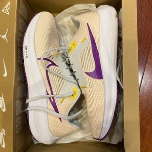 Like new Nike Zoom Pegasus 40
